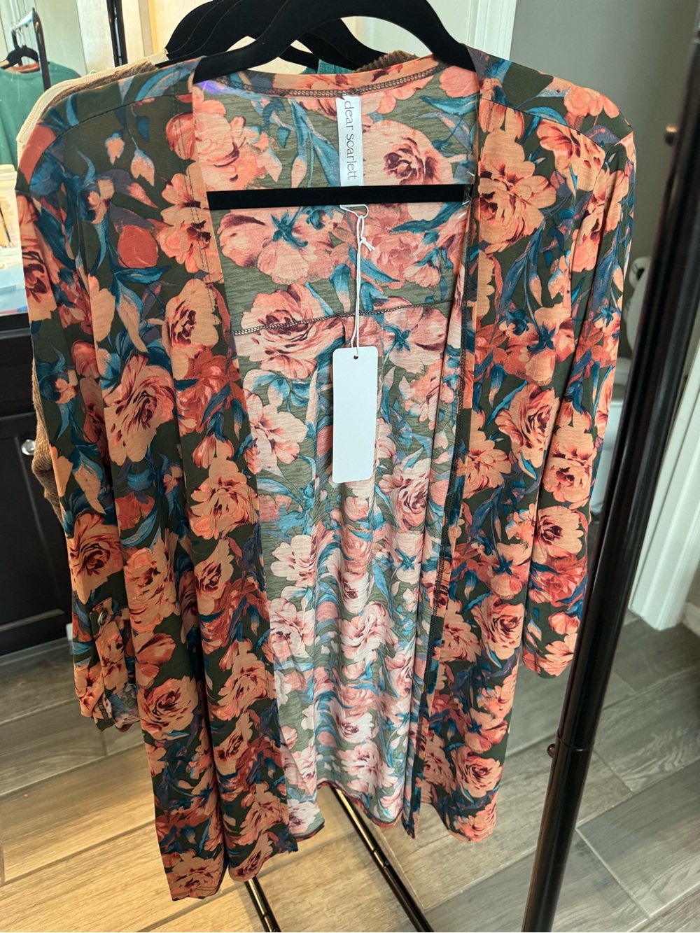 Dear Scarlett Floral Open-Front Cardigan - Green & Coral
